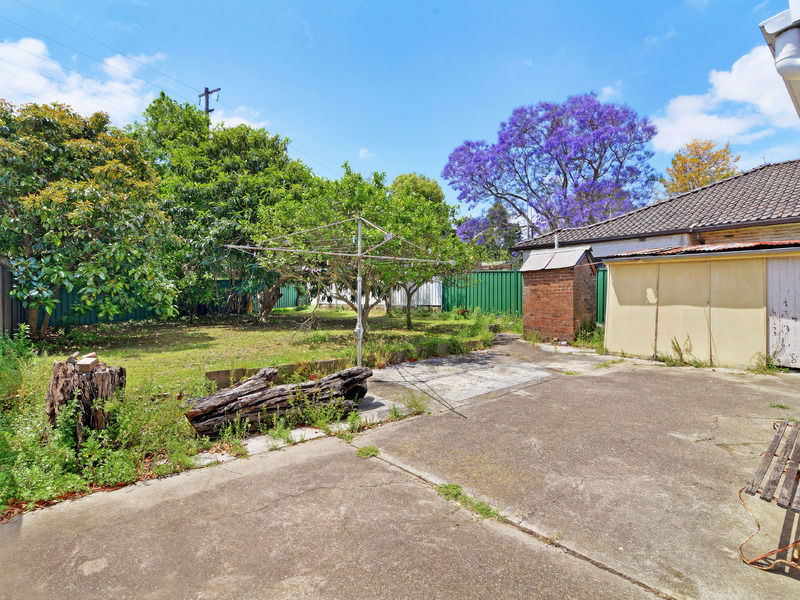 9 Hurlstone Avenue, Hurlstone Park NSW 2193 House Sold