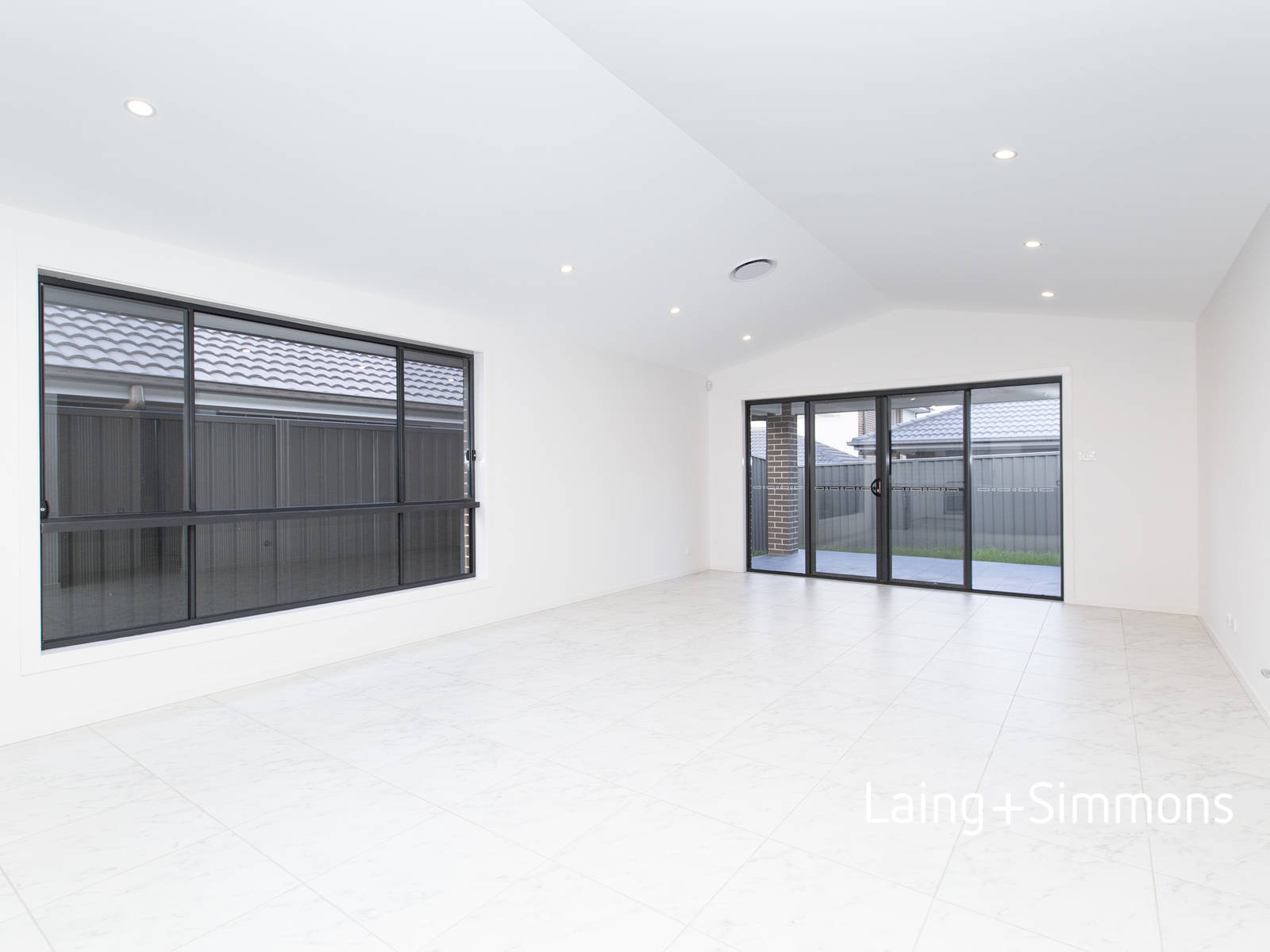 20 Hassall Way, Glenmore Park NSW 2745 Property Information