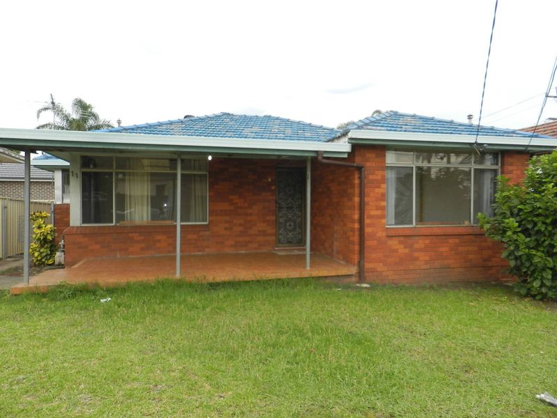 11 Malborough Street, FAIRFIELD HEIGHTS NSW 2165 House Leased lsre