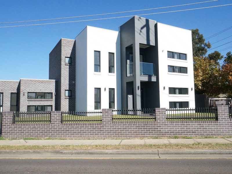 32 Cabramatta Road, CABRAMATTA NSW 2166 House Leased