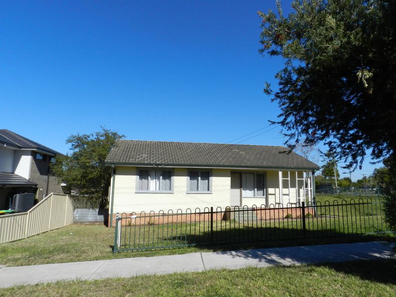 30 Devlin Street, ASHCROFT NSW 2168 Property Information