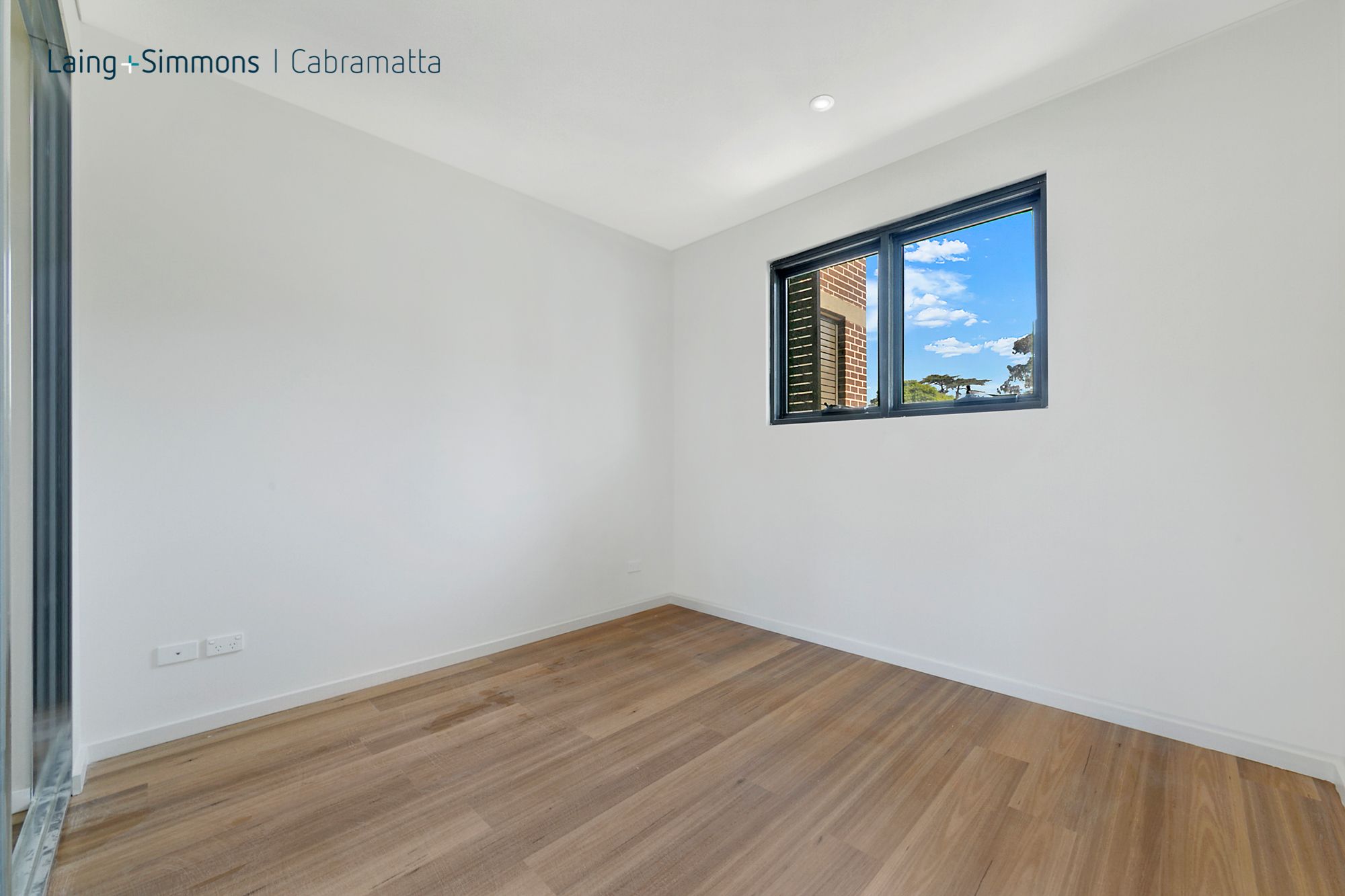 14/121 Arbutus Street, CANLEY HEIGHTS NSW 2166 Property Information