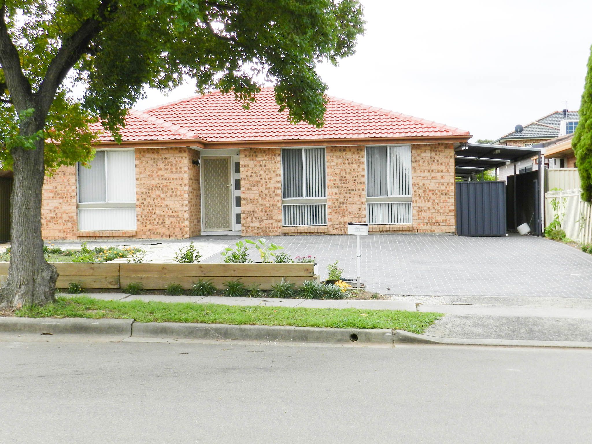 10 Woodlands Avenue, BOSSLEY PARK NSW 2176 House Leased