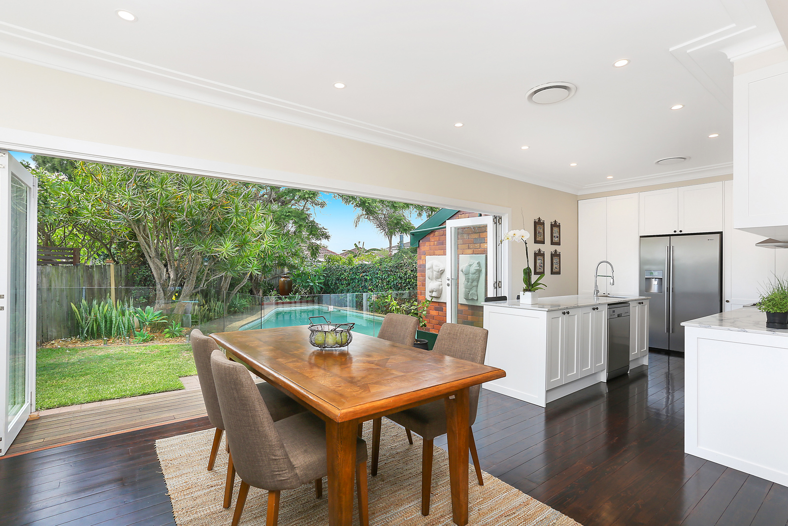 2 Bell Avenue, Kogarah Bay NSW 2217 House Sold