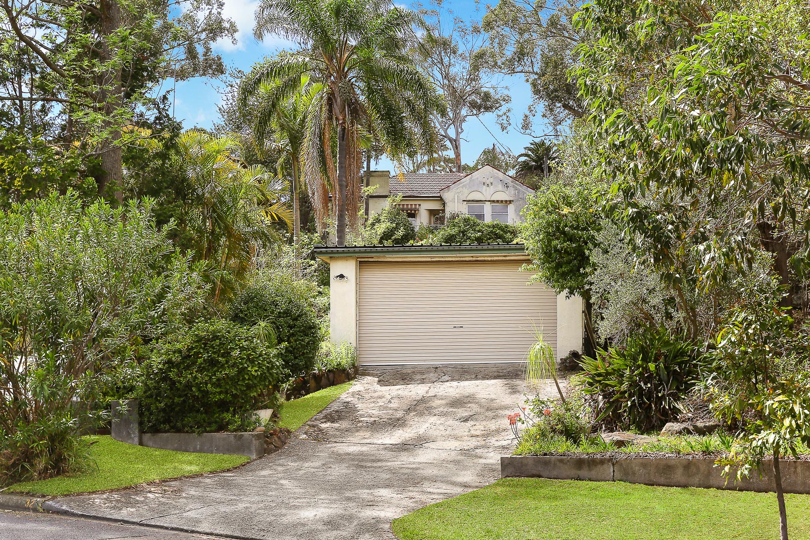 32 Bunyala Street, Carss Park NSW 2221 House Sold