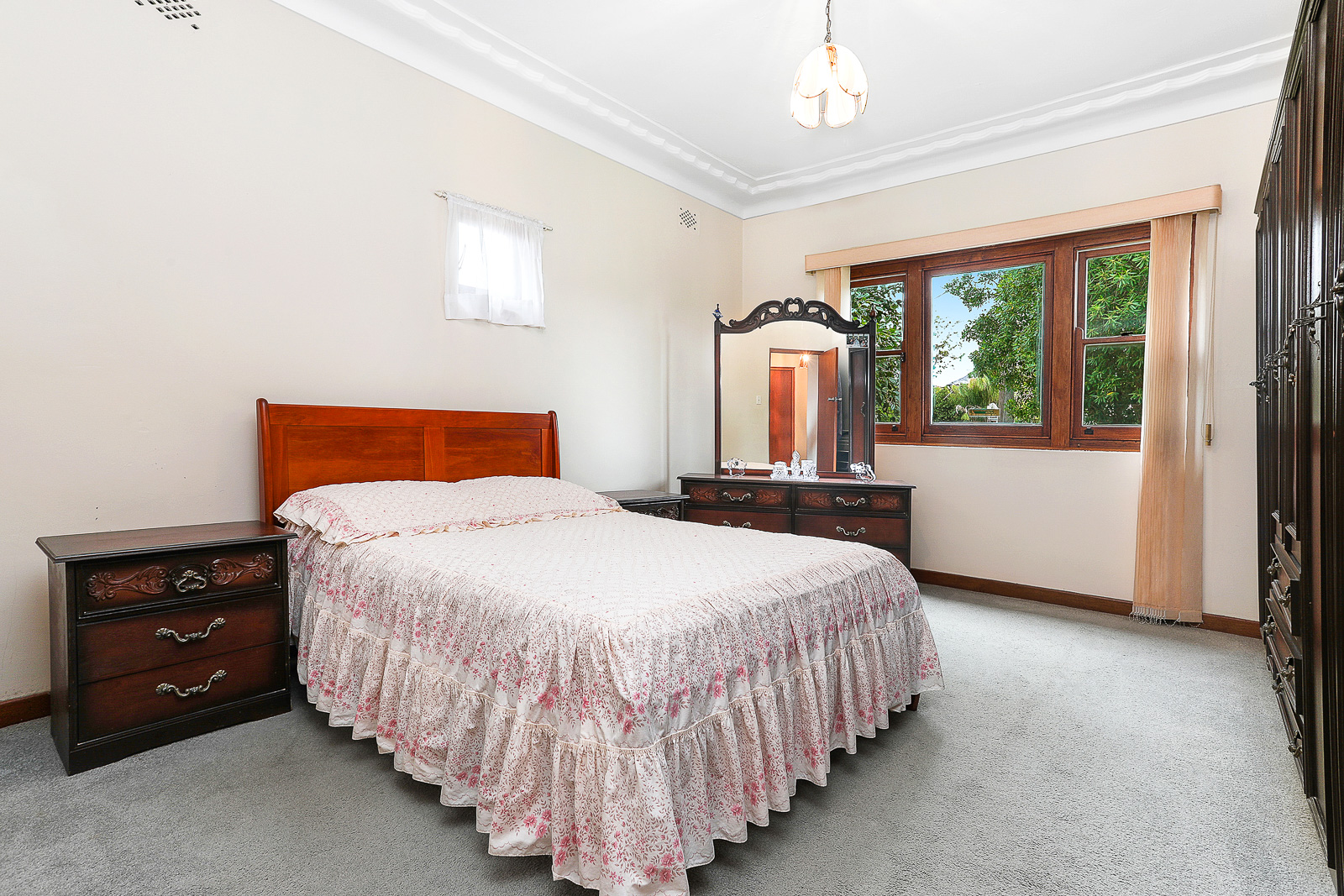 29 Harslett Crescent, Beverley Park NSW 2217 House Sold