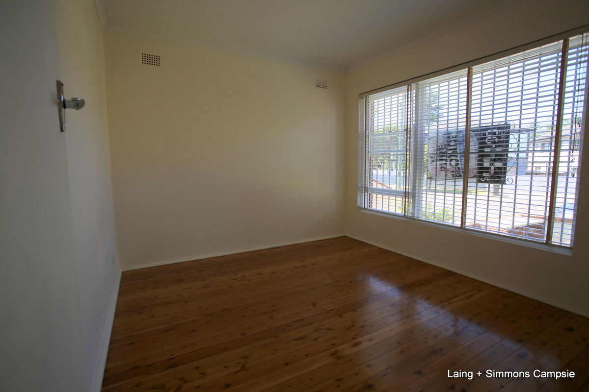 1/8A Wairoa Street, Campsie NSW 2194 House Leased