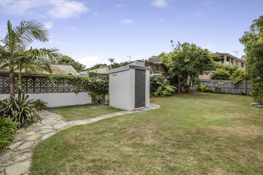 12 Surrey Avenue, Collaroy NSW 2097 House Sold