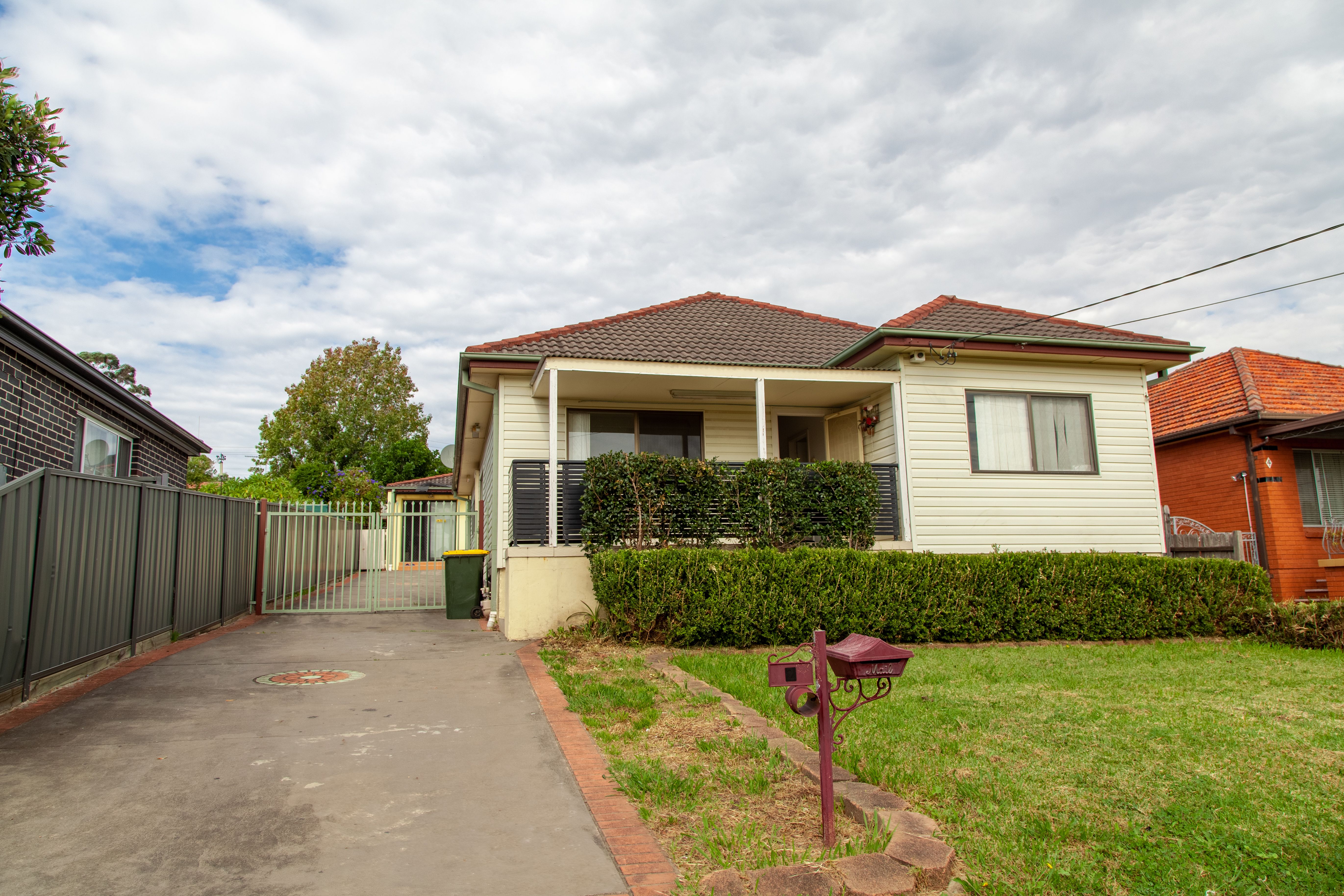 2 Gloucester Avenue, Merrylands NSW 2160 House Leased