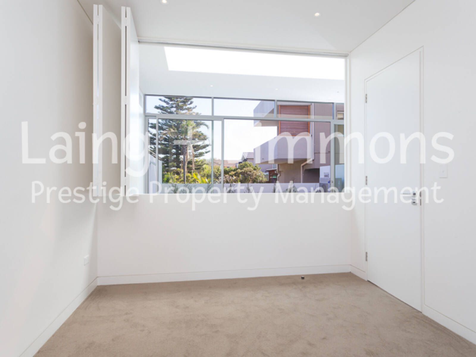 2/296 Campbell Parade, Bondi Beach NSW 2026 Property Information