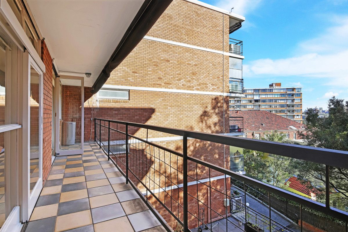 17/52 Darling Point Road, Darling Point NSW 2027 Property Information