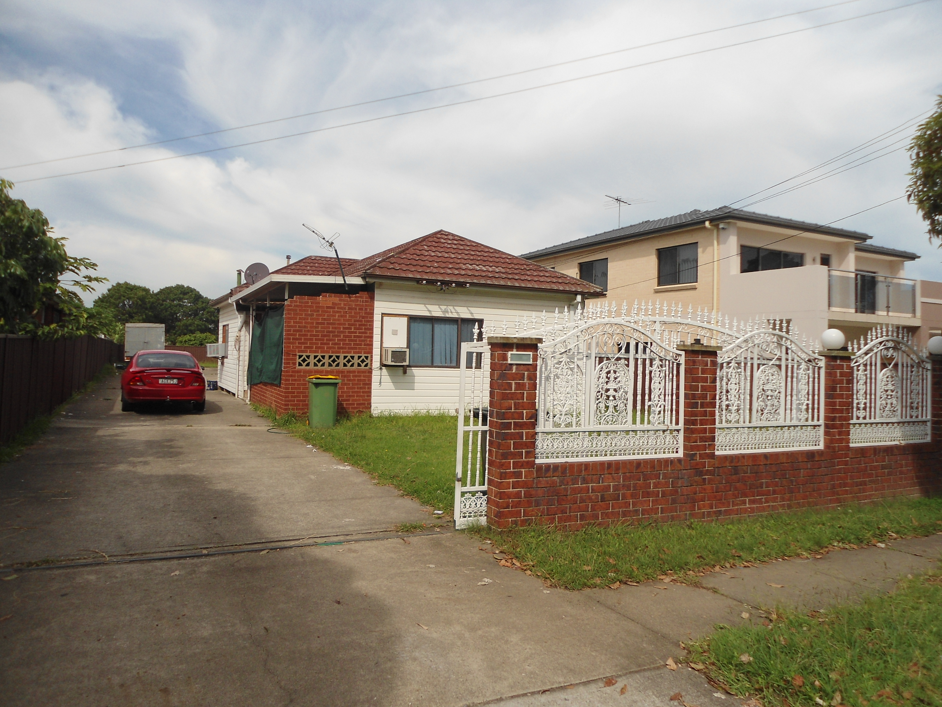 Fairfield East NSW 2165 Property Information
