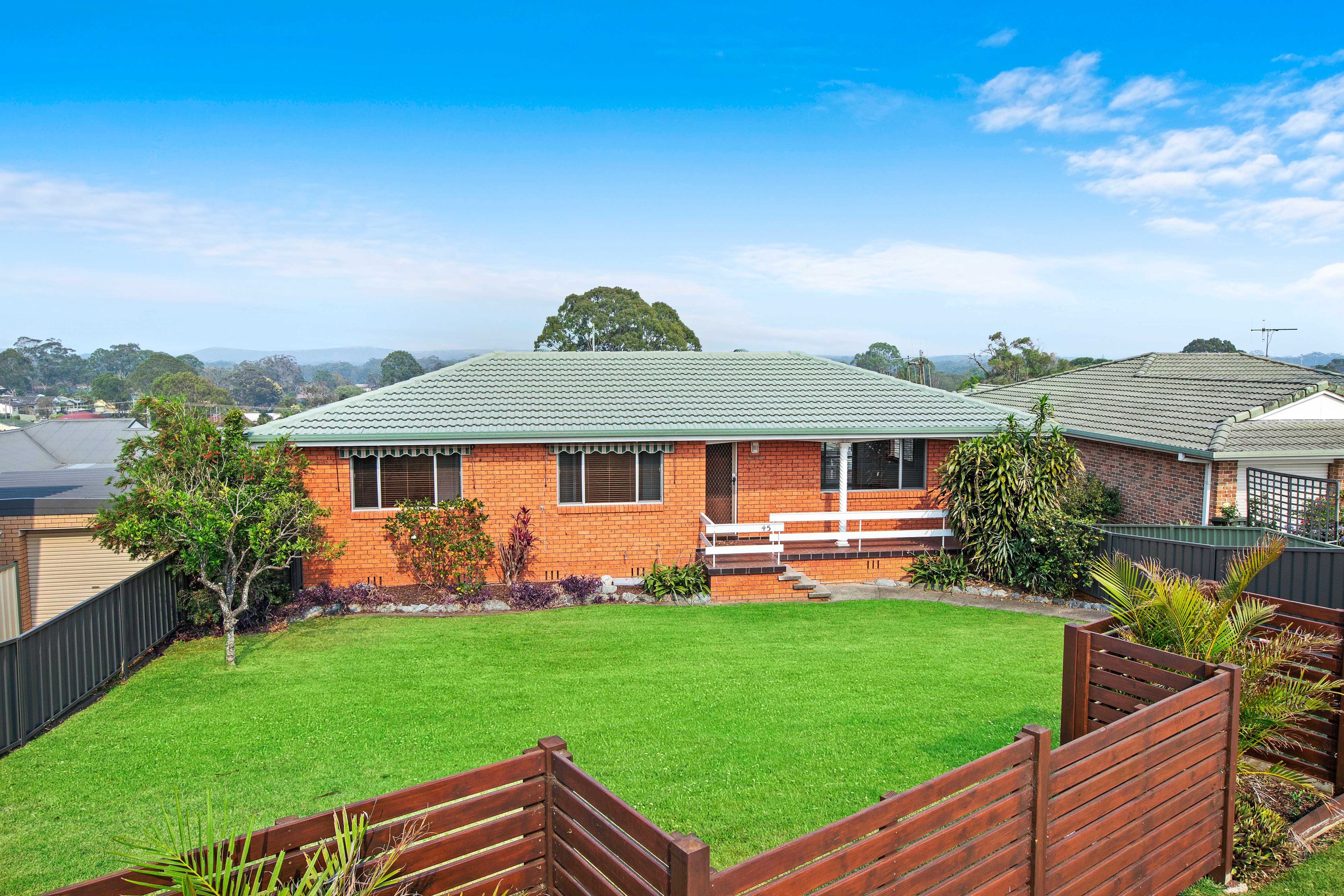 45 Clifton Drive, Port Macquarie NSW 2444 House Leased