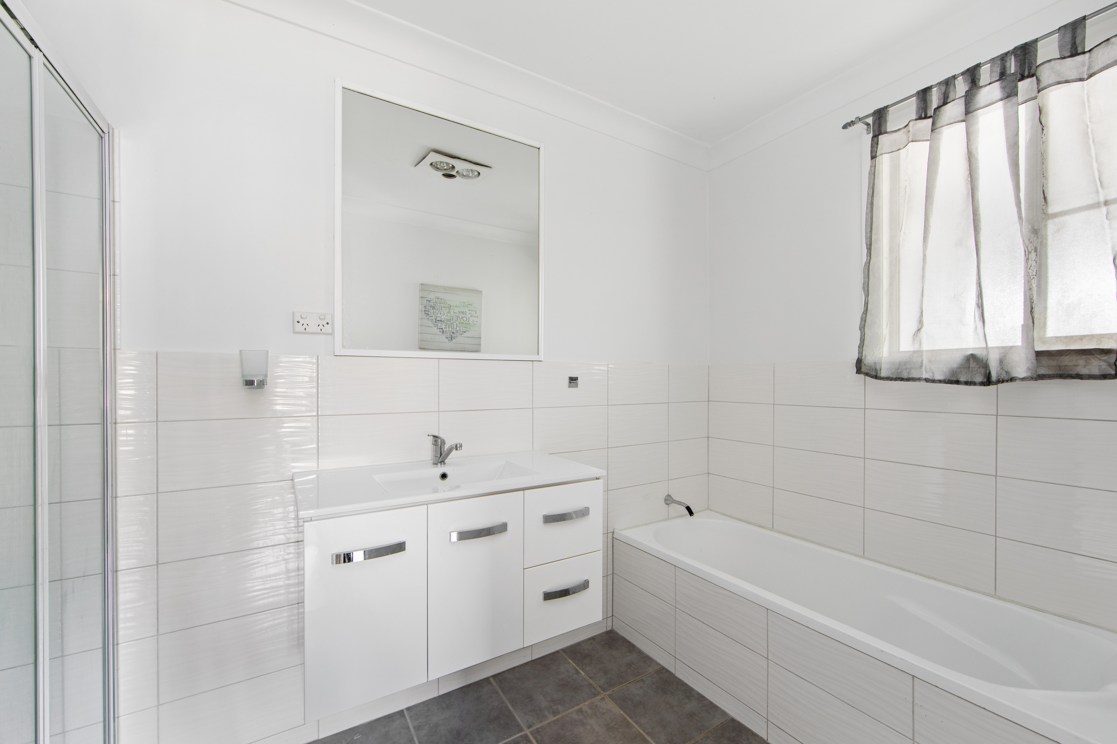 28 Clifton Drive, Port Macquarie NSW 2444 Property Information