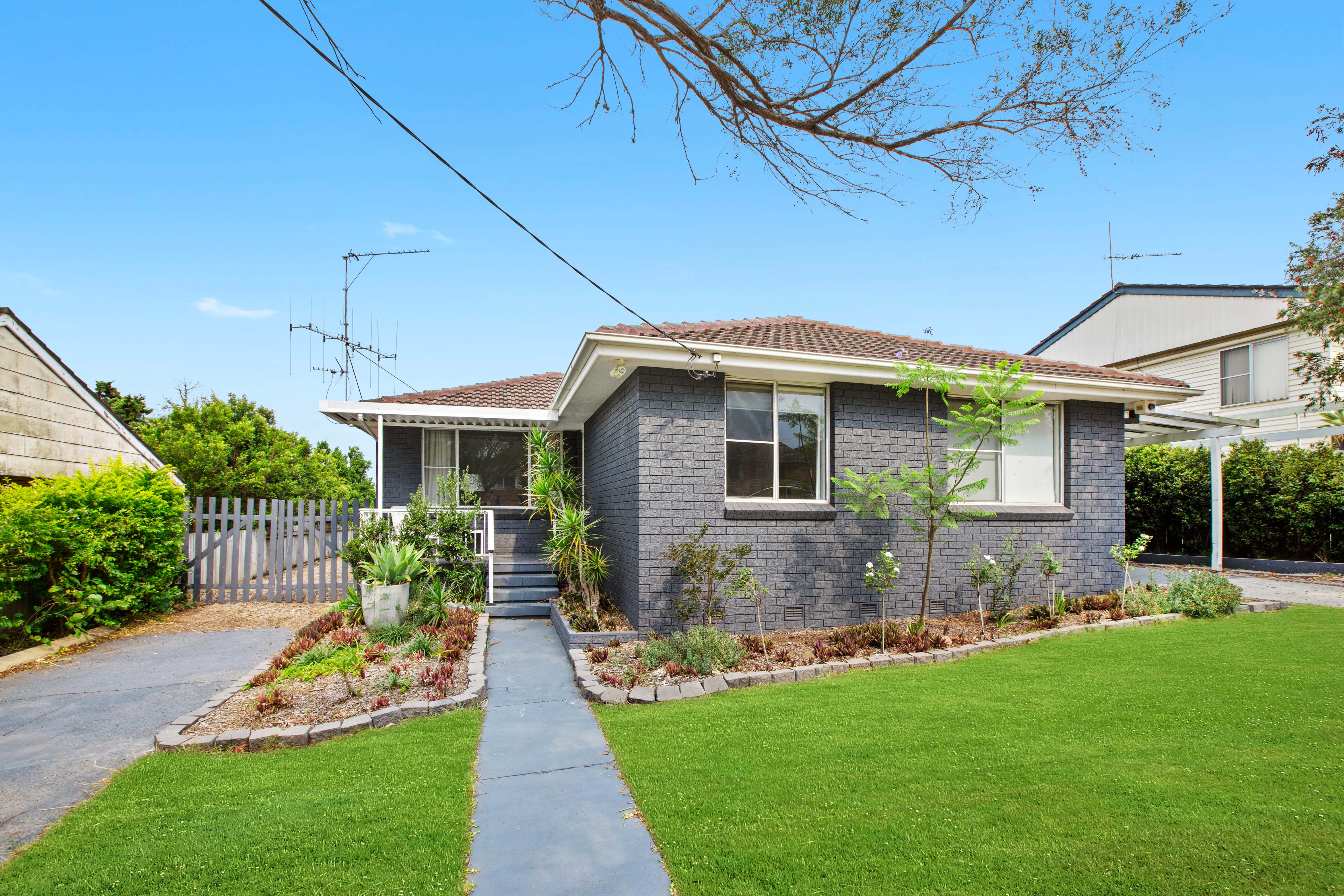 28 Clifton Drive, Port Macquarie NSW 2444 House Leased