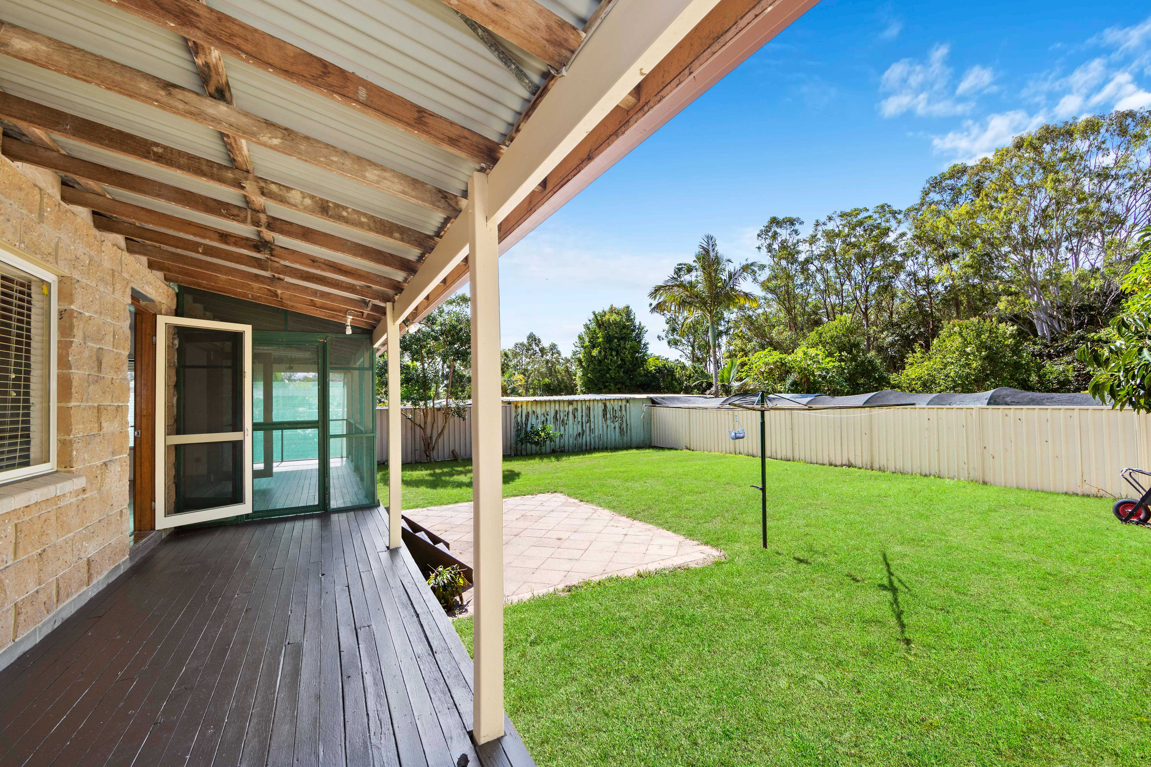 102 Riverside Drive, Port Macquarie NSW 2444 House Sold