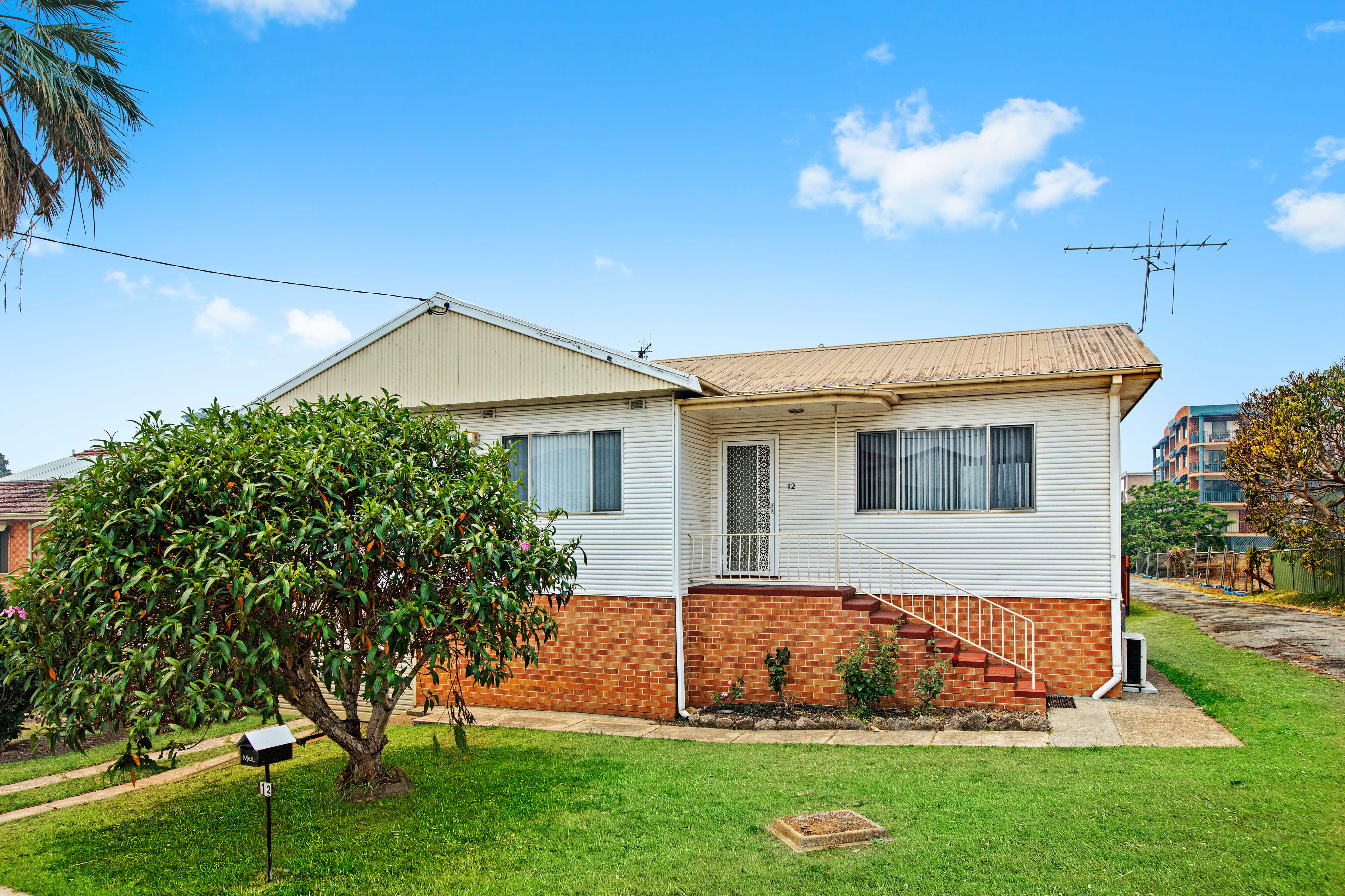 12 Park Street - gn80bda