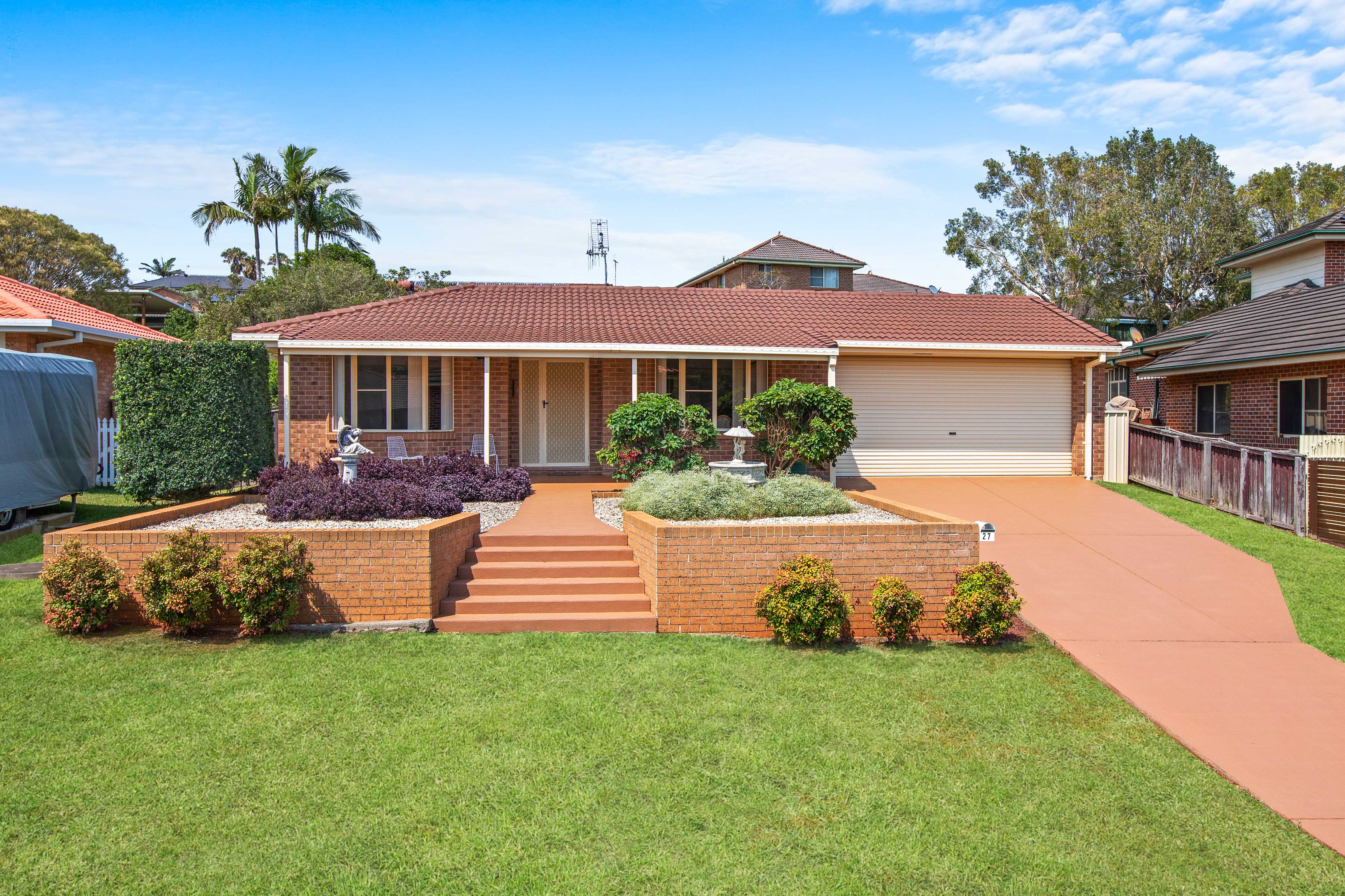 27 Sapphire Drive, Port Macquarie NSW 2444 House Sold