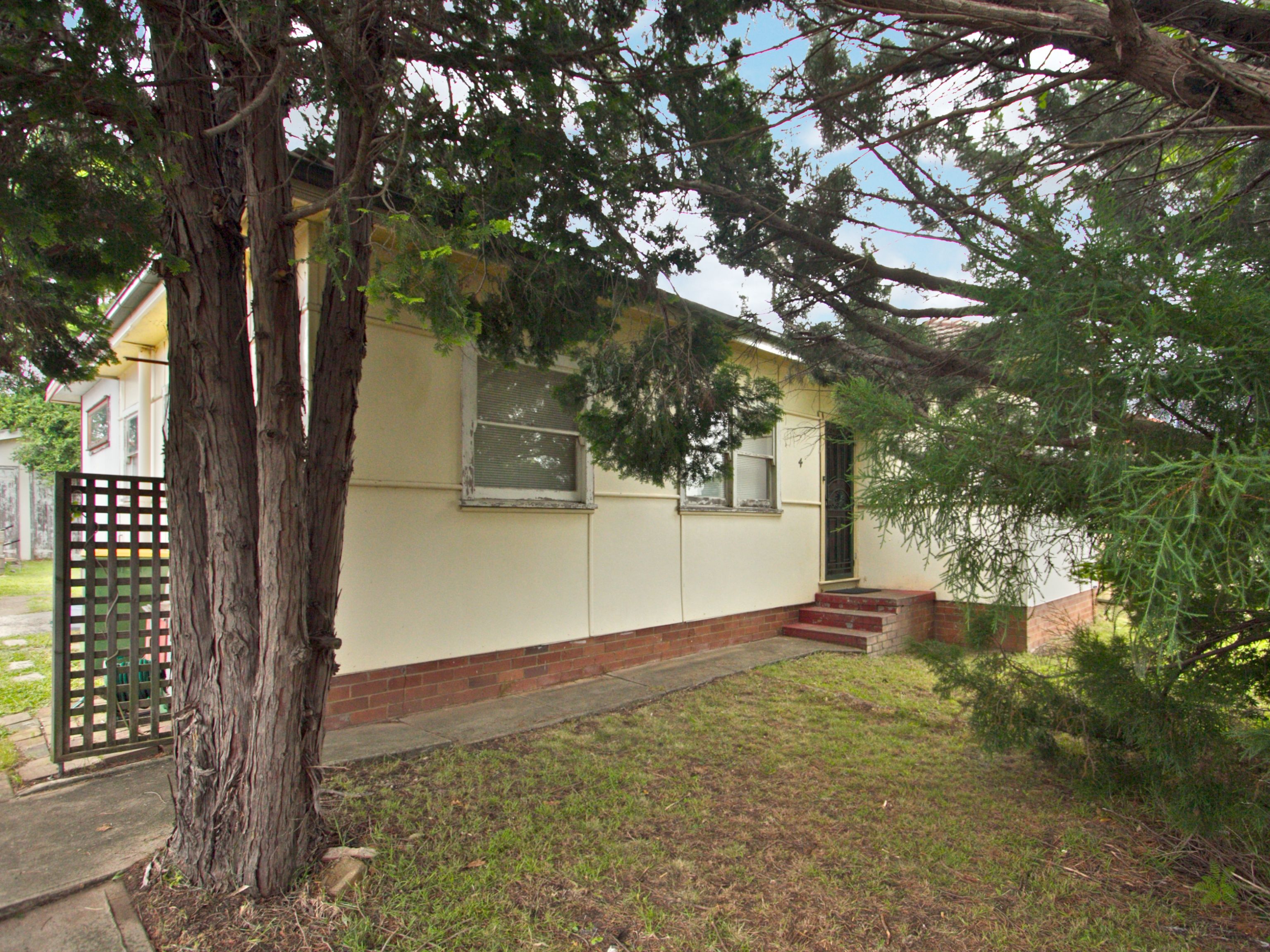 4 Bethel Street, Toongabbie NSW 2146 House Leased
