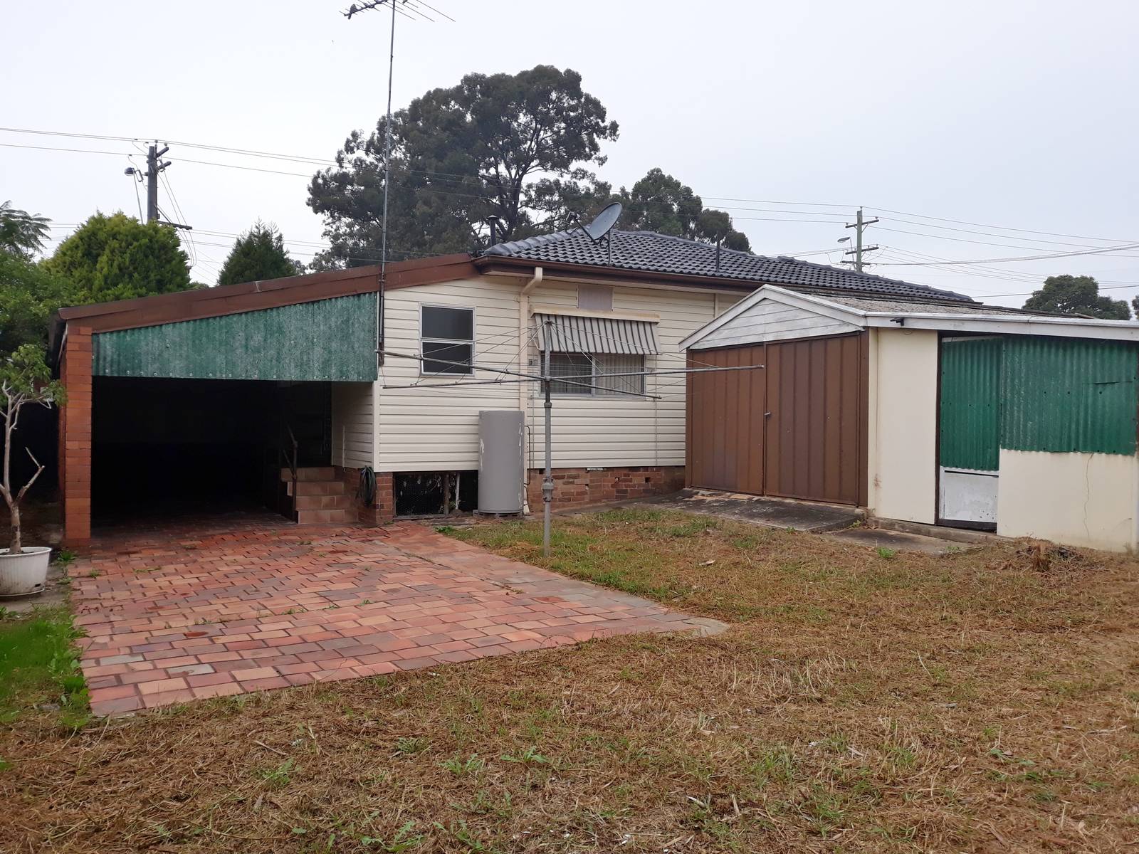 42 Hassall Street, Wetherill Park NSW 2164 House Leased