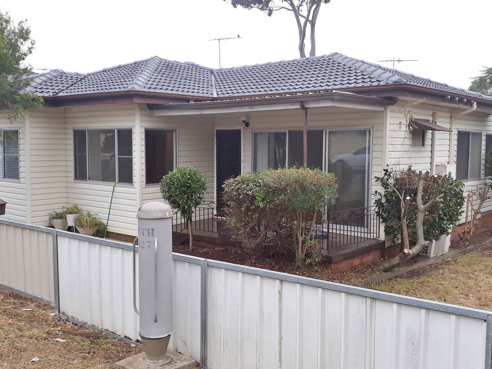 42 Hassall Street, Wetherill Park NSW 2164 House Leased