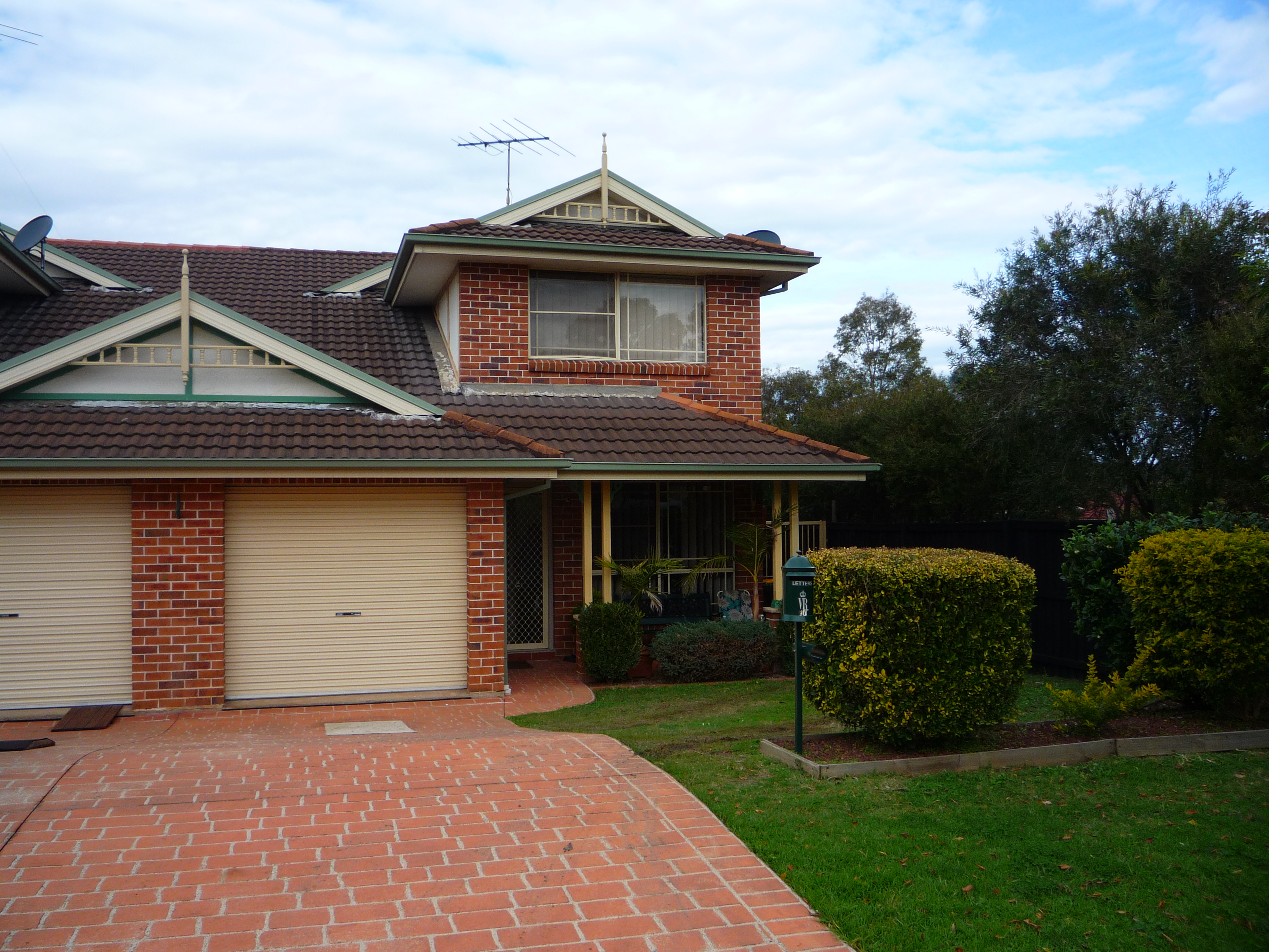 27 Whitehaven Avenue, Quakers Hill NSW 2763 House Leased