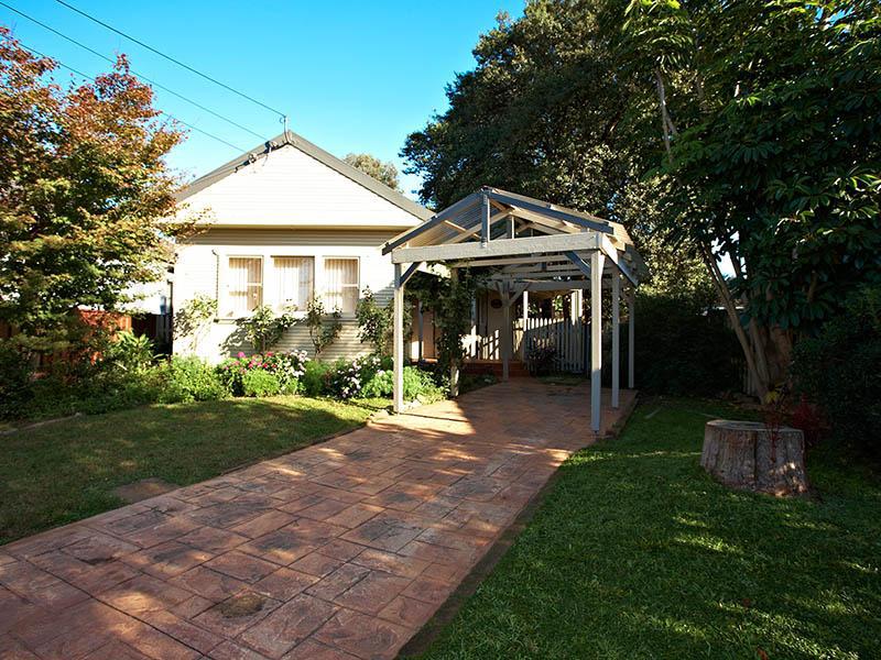 240 Excelsior Street, Guildford