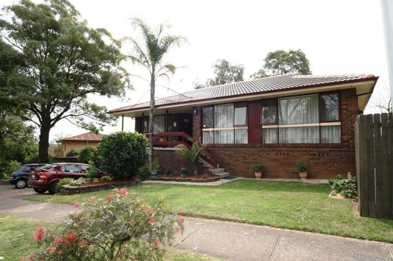 2/8																										Wallaroy Crescent
														
								Woollahra, NSW 2025