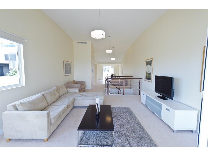1																										Brenan St
														
								Fairfield, NSW 2165