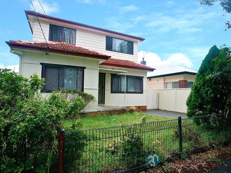 1/36																										Clyde Street
														
								Granville, NSW 2142