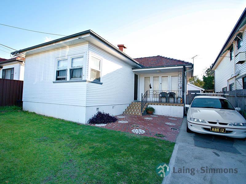 1/36																										Clyde Street
														
								Granville, NSW 2142