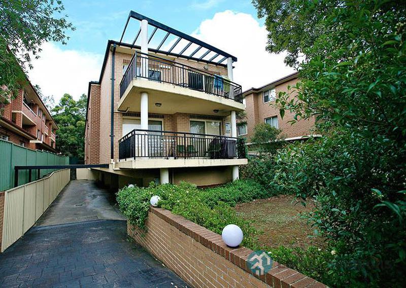 2/35 Macarthur Street, Parramatta