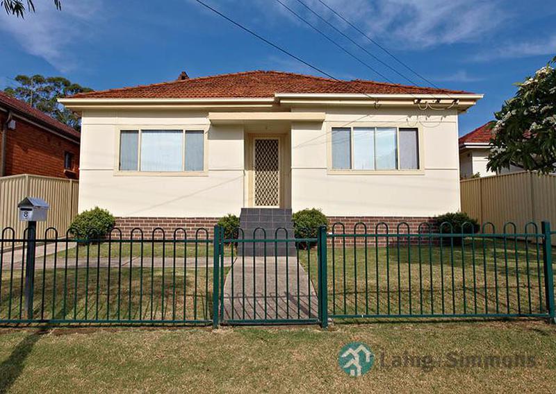 8 Chamberlain Road, Guildford