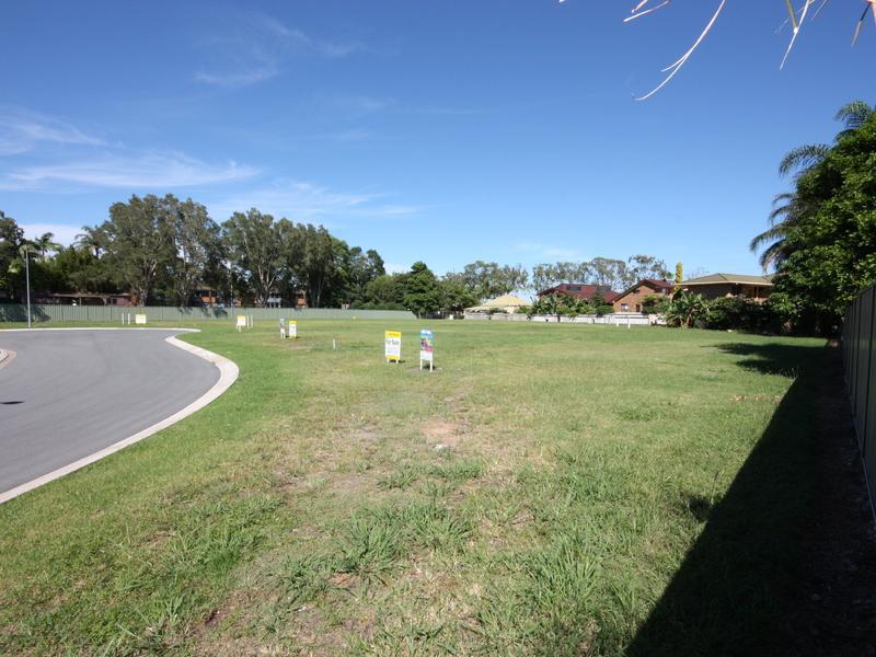 7/13																										Lincoln Road
														
								Port Macquarie, NSW 2444