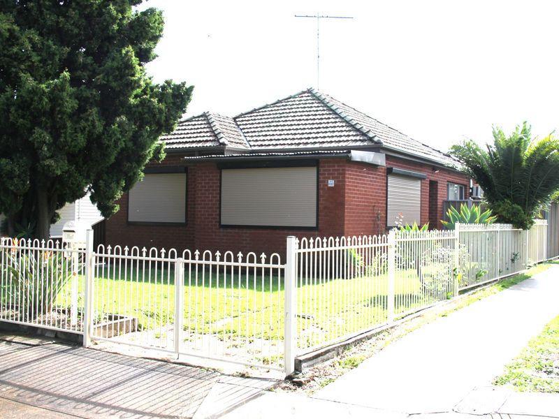 43 Viola St, Punchbowl