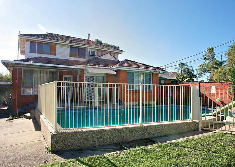 9/15																										Blaxcell Street
														
								Granville, NSW 2142