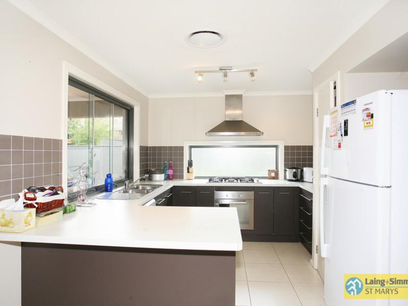 1/5																										Geary Street
														
								Port Macquarie, NSW 2444