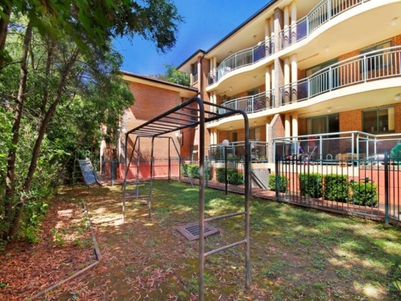 2/6-8 Paton Street, Merrylands