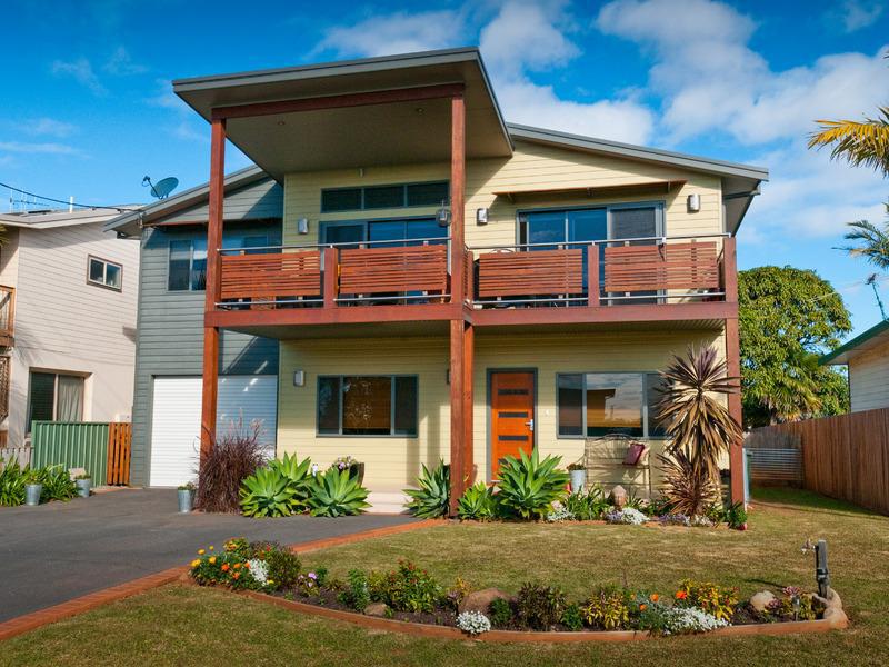 7/13																										Lincoln Road
														
								Port Macquarie, NSW 2444