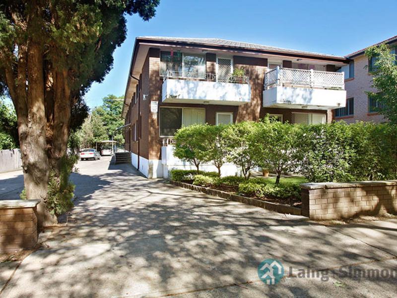 2/27 Brickfield Street, North Parramatta