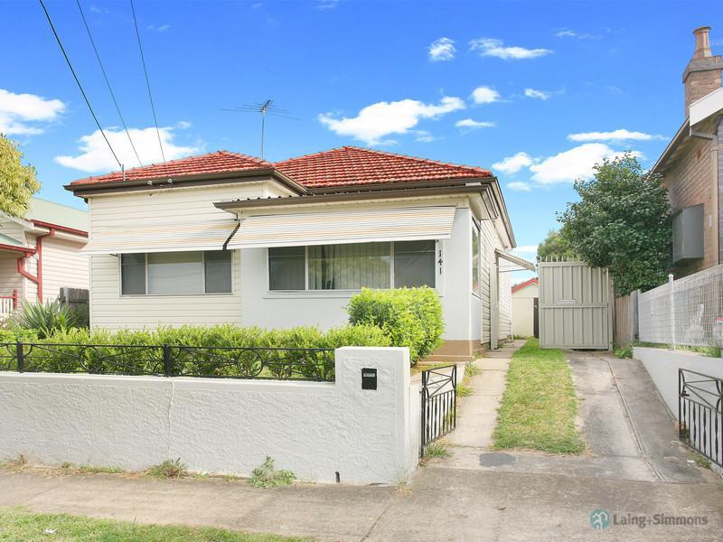 141 Park Road, Auburn