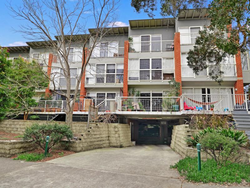 6/39-43 Riverside Crescent, Marrickville