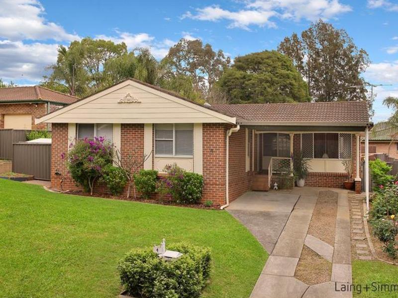 4 Solomon Ave, Kings Park