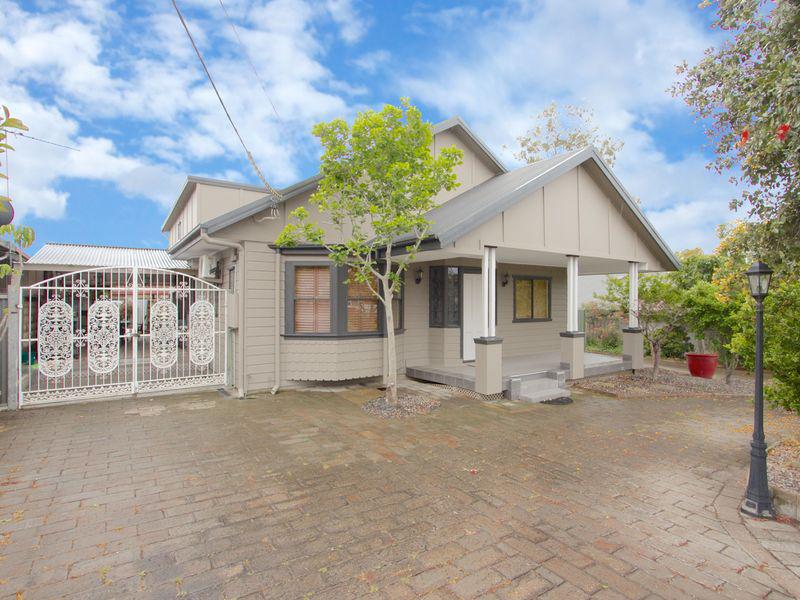 5/2a																										Toorak Court
														
								Port Macquarie, NSW 2444