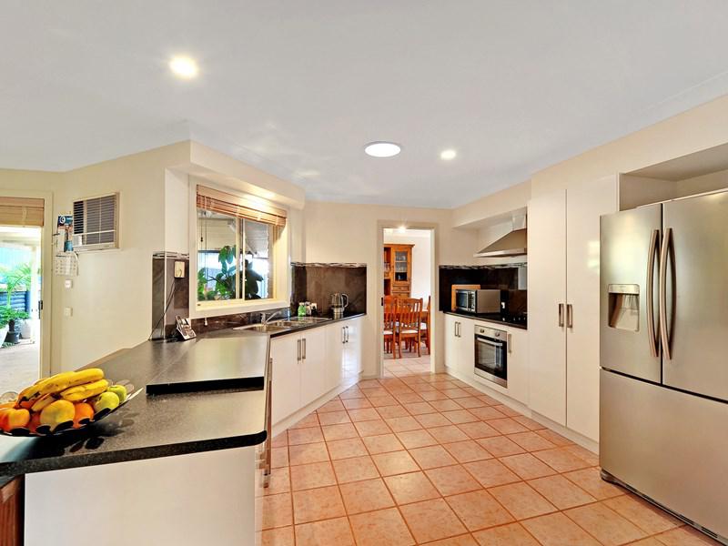 9/9																										Foss St
														
								Forest Lodge, NSW 2037