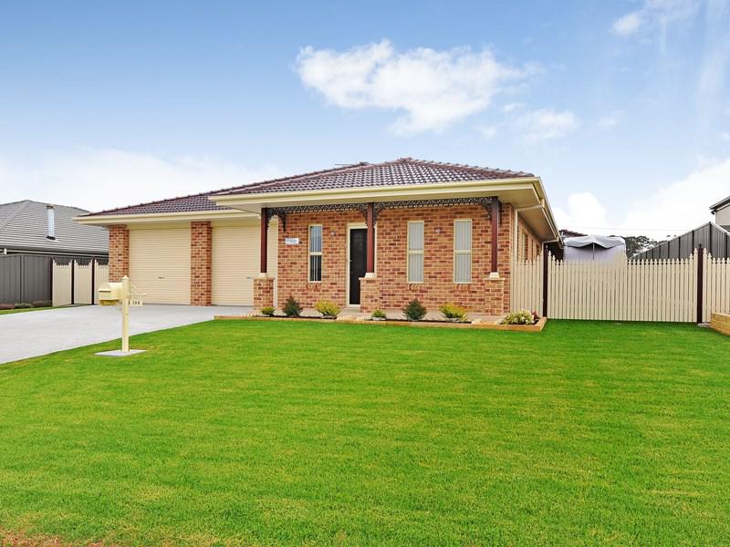 104 Emerald Drive, Port Macquarie
