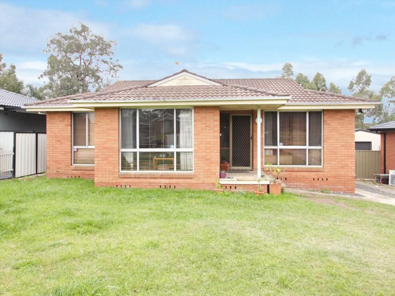 7/23																										Park Rd
														
								Cabramatta, NSW 2166