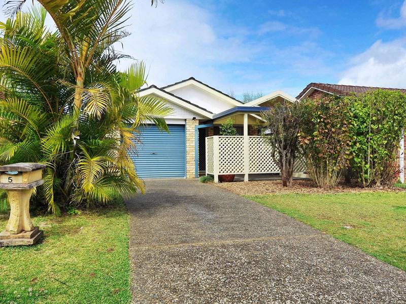 11/1161-1171																										Pittwater Road
														
								Collaroy, NSW 2097