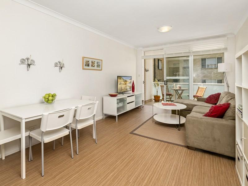 7/14 Regent Street, Dee Why