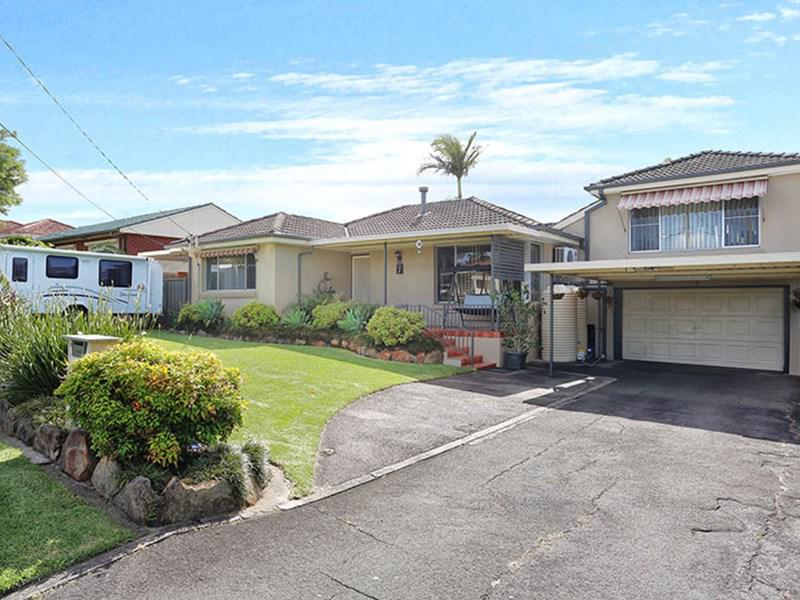 7 Fiona Street, Woodpark